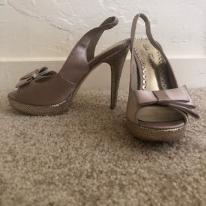 Lulu Townsend High-Heels